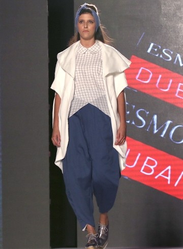 Look 3