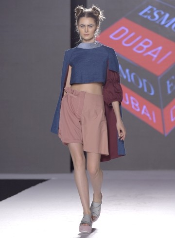 Look 3