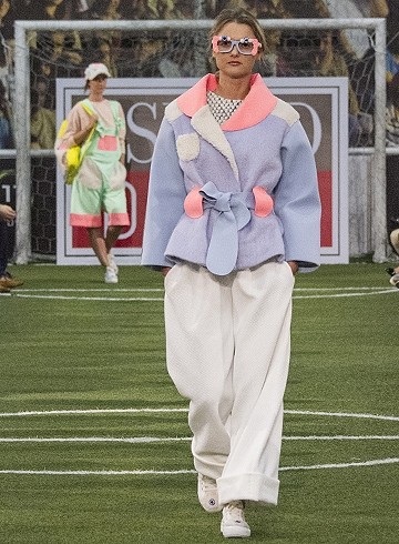 look 1