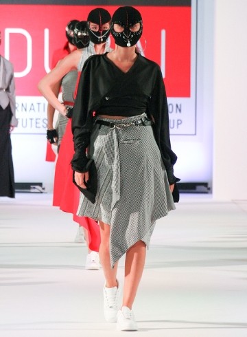Look 2