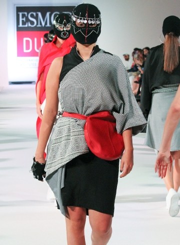 Look 3
