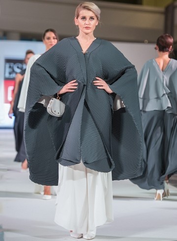 Look 3