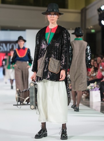 Look 2