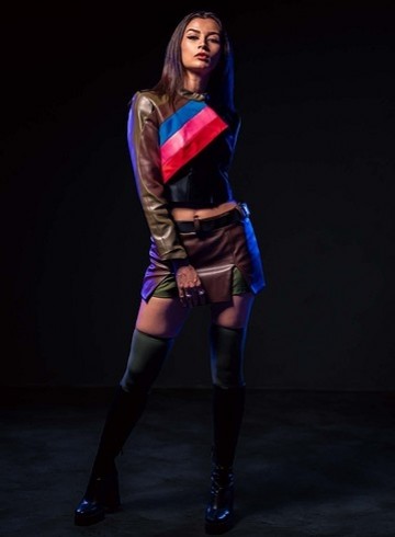 7